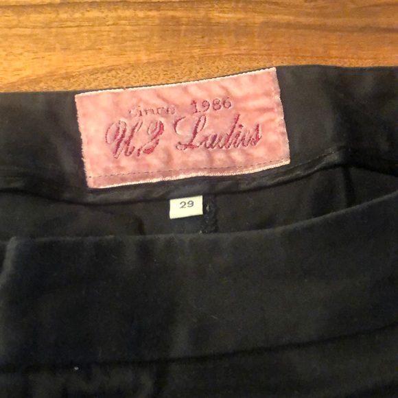 Black cropped pants - Picture 3 of 4